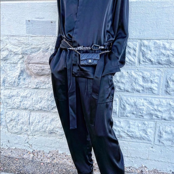 ✨SOLD✨Chanel GHW Mini Belt Bag - Picture 2 of 10